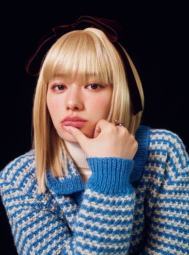 山本舞香 ラルム 金髪 赤毛 留学生