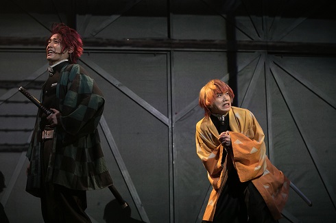 鬼滅の刃 舞台 善逸 植田圭輔