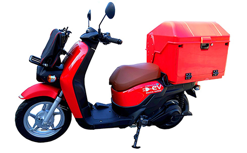 郵政カブ、なくなっちゃうの？ 日本郵便、ホンダの電動バイク