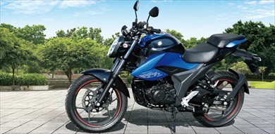 LEDヘッドライトを装備