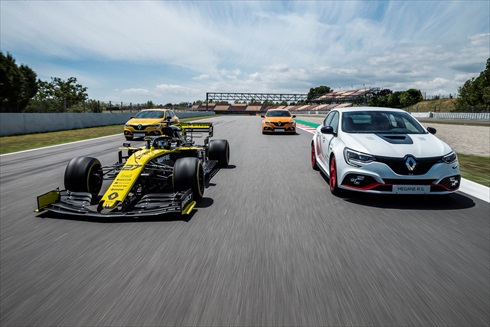 ルノー「メガーヌ ルノー・スポール トロフィーR」