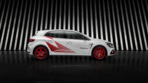 ルノー「メガーヌ ルノー・スポール トロフィーR」