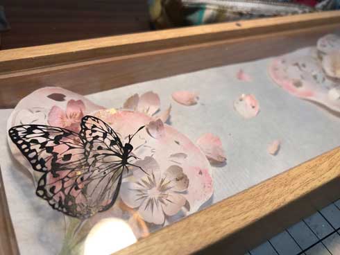 紅葉 葉っぱ 和歌 切り絵 作品 学生 修学旅行 秋 久保田万太郎 俳句 文字 金平糖