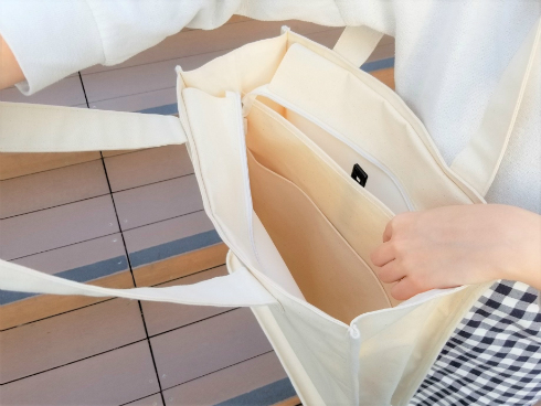 エマデトートバッグ