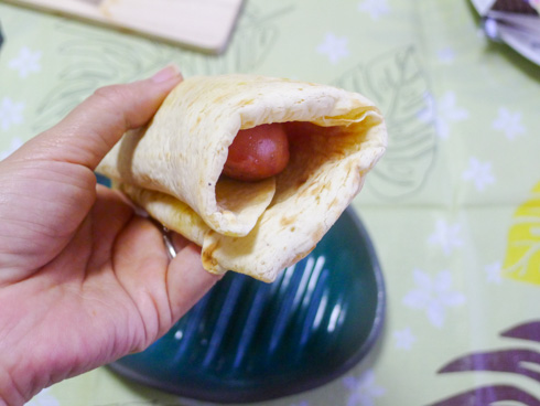 チーズハムフランクブリトー完成