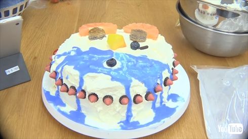 濱口優 南明奈 誕生日 夫婦 インスタ ディズニー アイスケーキ YouTube 有野晋哉