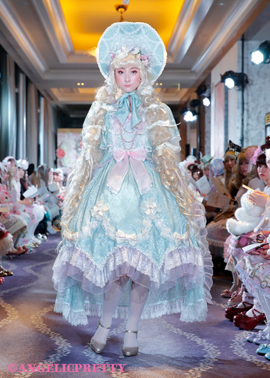 妖精をテーマにした美しいドレスにうっとり 令和最初の「Angelic