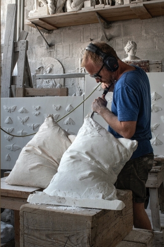 彫刻 枕 本物そっくり