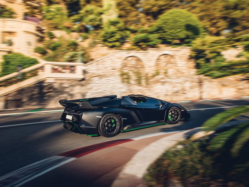 ランボルギーニ ヴェネーノ ロードスター