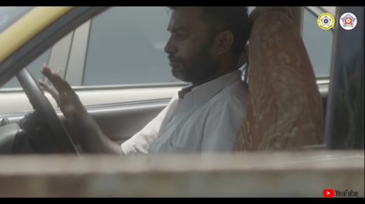 インド 警察 信号 クラクション 罰 時間 デシベルメーター