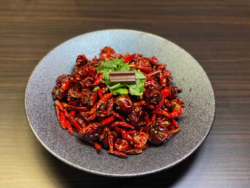 ロッテ 麺屋武蔵 コラボ 辛いナ。まぜガーナ 浜松町店 チョコレート ガーナミルク