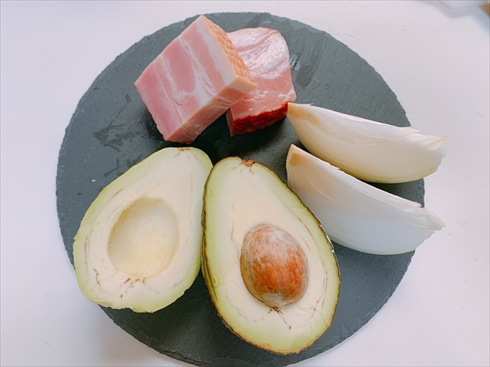 アボカド炊き込みピラフ リュウジ