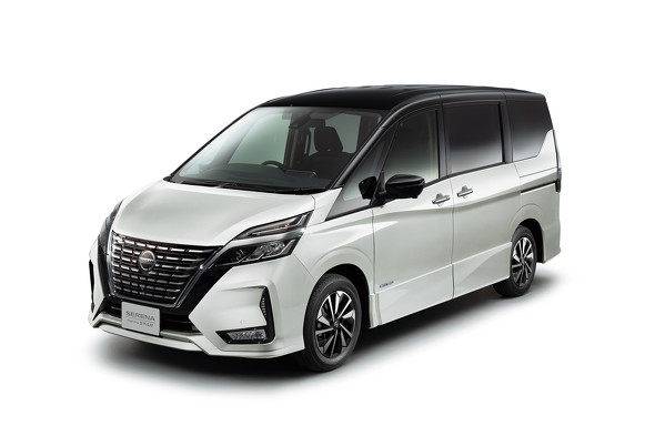 日産「セレナ マルチベッド」