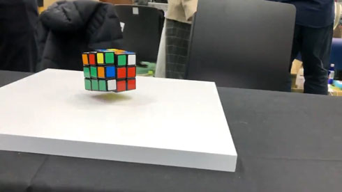 全自動ルービックキューブ