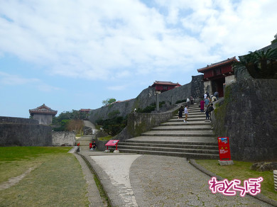ゆいレール 沖縄 首里城