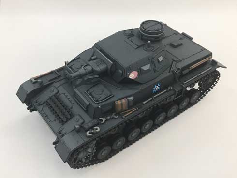 フラッシュ撮影 CGアニメ 見た目 戦車 模型 プラモデル アニメ塗り ガルパン チャーチル