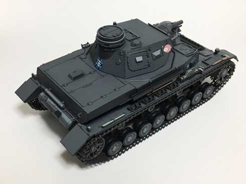 フラッシュ撮影 CGアニメ 見た目 戦車 模型 プラモデル アニメ塗り ガルパン チャーチル