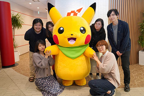 ピカチュウ ポケモン