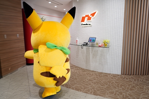 ピカチュウ ポケモン