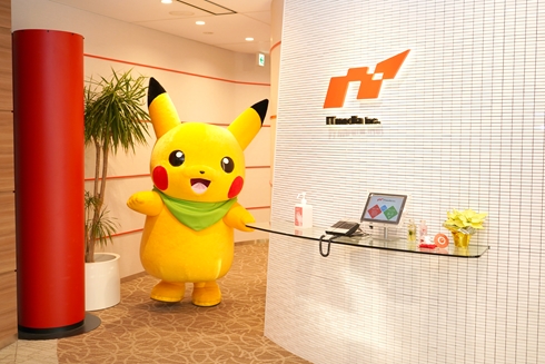 ピカチュウ ポケモン