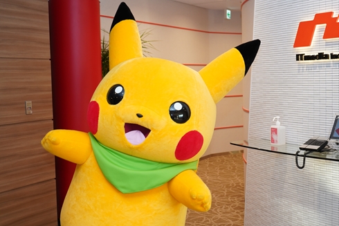 ピカチュウ ポケモン