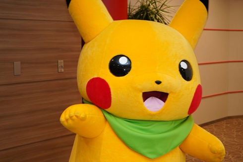 ピカチュウ ポケモン