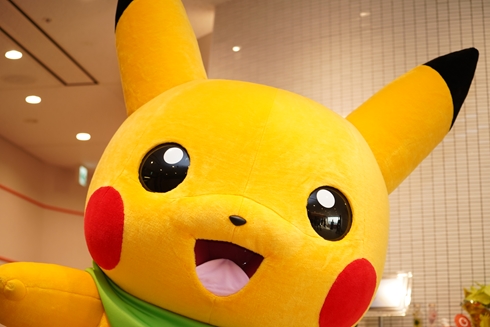 ピカチュウ ポケモン