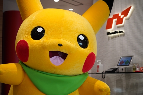 ピカチュウ ポケモン