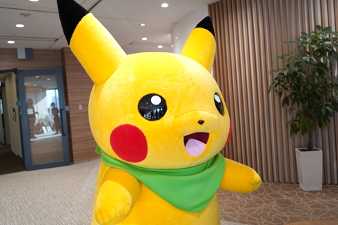 ピカチュウ ポケモン