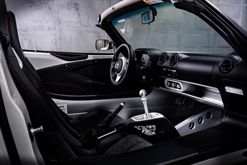 ロータス エリーゼ 220