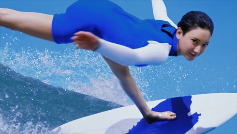 菜々緒 オールフリー サントリー 菜々緒ポーズ サーフィン CM