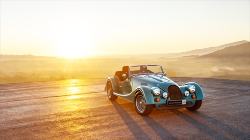 モーガン「PLUS FOUR」