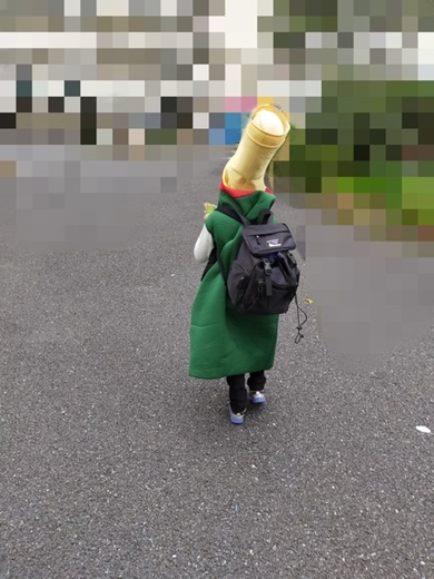 シャンパン 息子 コスプレ