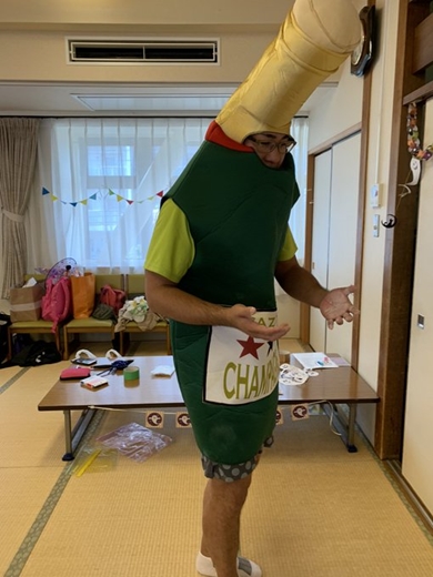 シャンパン 息子 コスプレ
