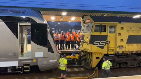 海外 鉄道 通勤 二階建て 塗装 御堂筋線 オーストラリア シドニー シドニートレインズ