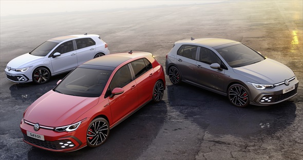 フォルクスワーゲン「ゴルフGTE」（左）、「ゴルフGTI」（中央）、「ゴルフGTD」（右）（写真：フォルクスワーゲン、以下同）