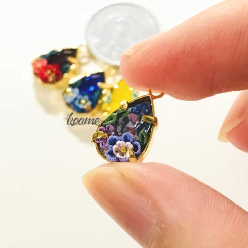 つまみ細工 ゴミみたいな大きさ 布 作る 花 こあめ 作品