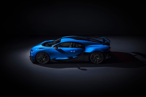 ブガッティ「シロン ピュアスポーツ」