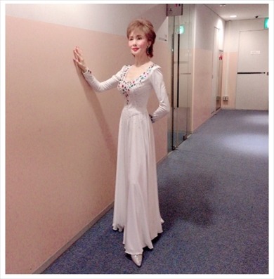 小柳ルミ子 30年前 ドレス スタイル 年齢 ブログ 昔