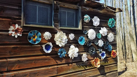 本物のような陶磁器の花