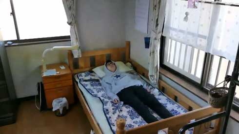 どうぶつの森 寝方 真似 動画 似てる ものまね