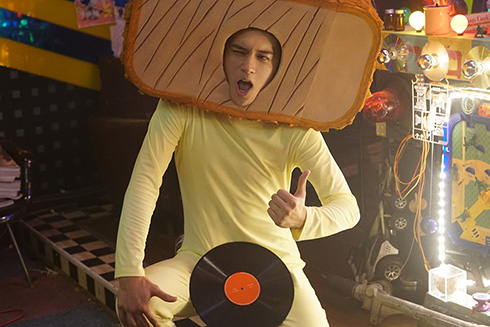 とんかつDJアゲ太郎 北村匠海 山本舞香 伊藤健太郎