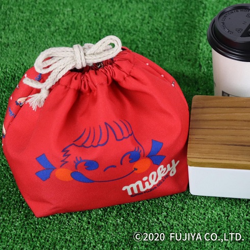 （不二家のお菓子が便利グッズになって登場）