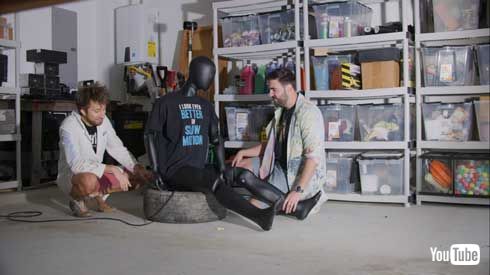 エアバッグ 上に 座る 実験 YouTube スローモーション