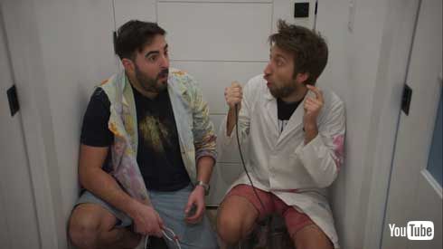 エアバッグ 上に 座る 実験 YouTube スローモーション