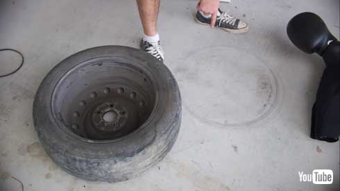 エアバッグ 上に 座る 実験 YouTube スローモーション