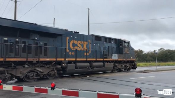 海外 鉄道 アメリカ ダイヤモンドクロッシング とさでん 名鉄 伊予鉄道 アムトラック 貨物 踏切