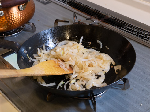 10分炒めたタマネギ