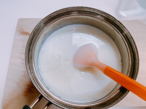 カラフル牛乳寒天