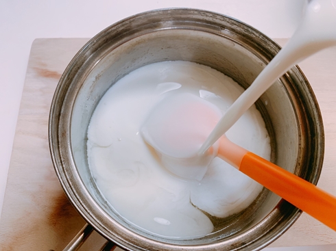 カラフル牛乳寒天